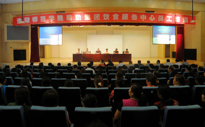 P8300473-1.jpg